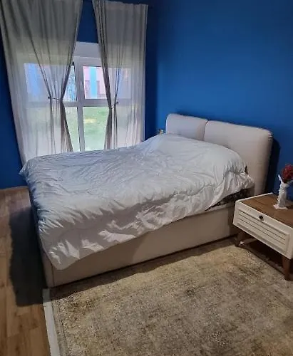Апартаменты Modern In Тирана